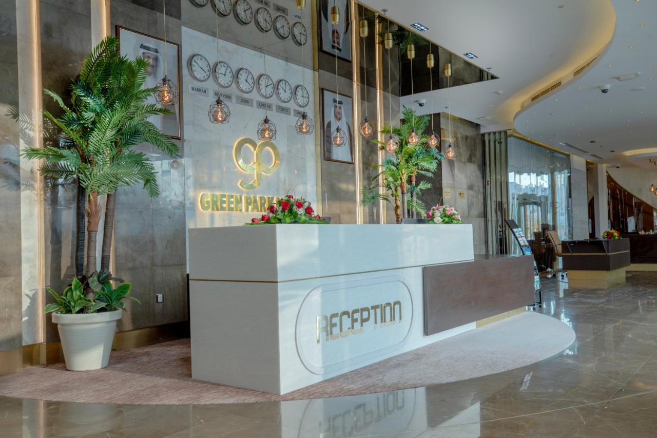 Green Park Hotel Доха Екстериор снимка
