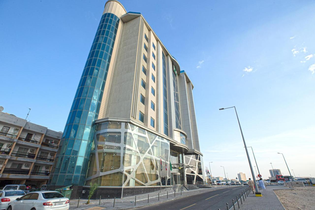 Green Park Hotel Доха Екстериор снимка