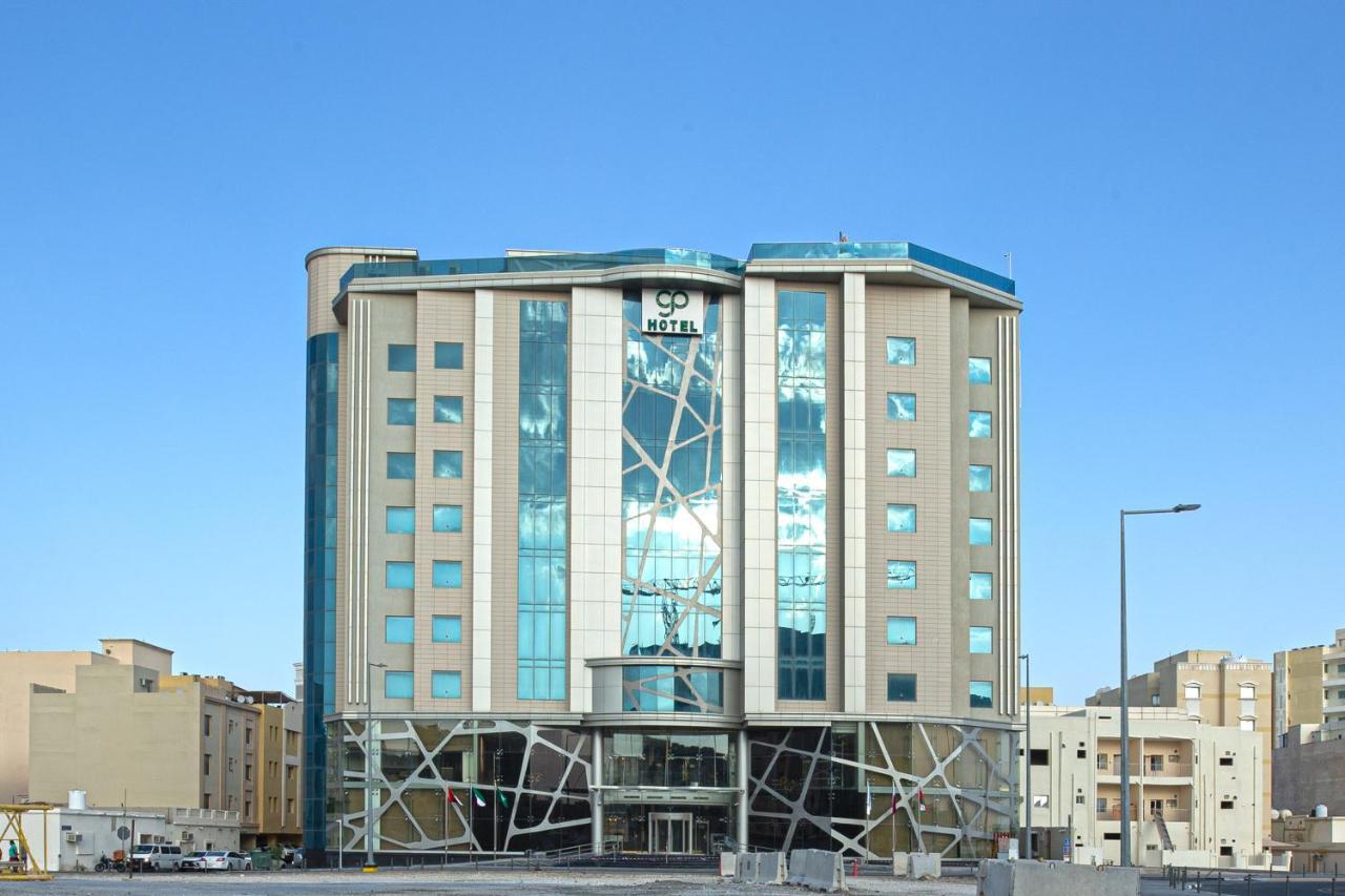 Green Park Hotel Доха Екстериор снимка