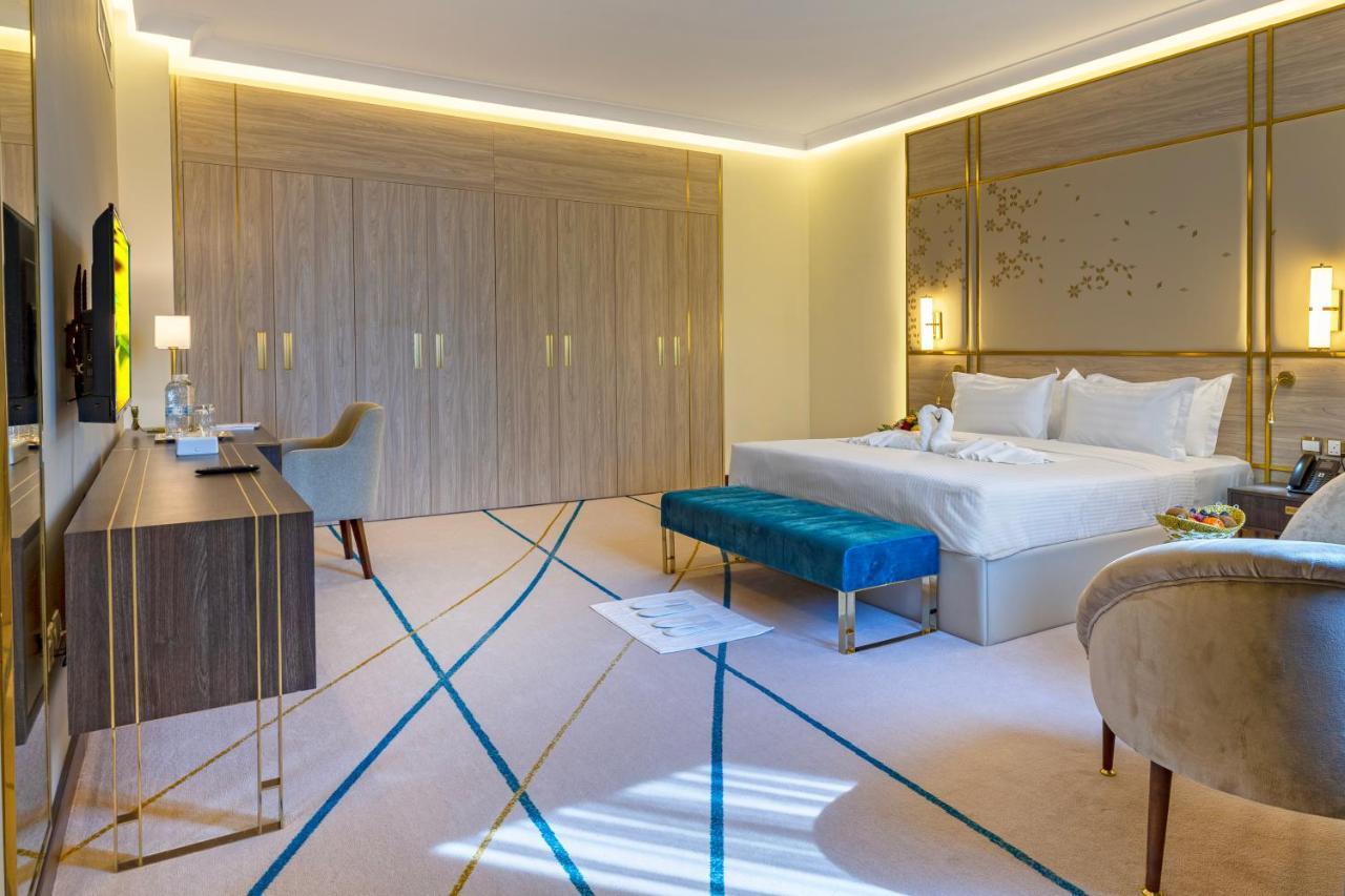 Green Park Hotel Доха Екстериор снимка