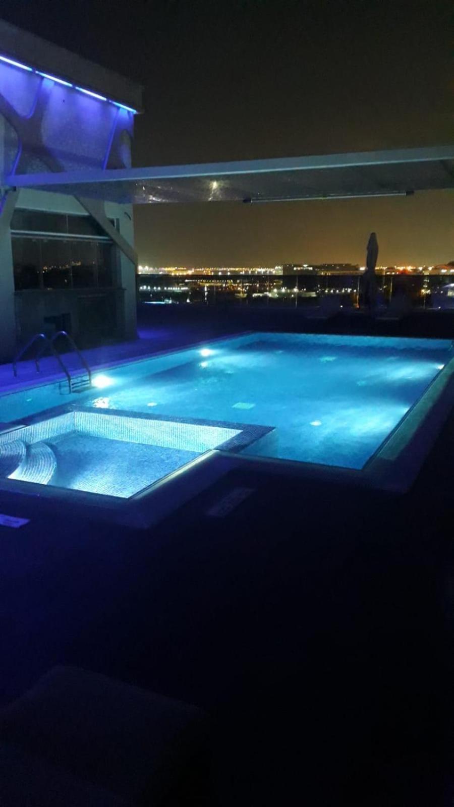 Green Park Hotel Доха Екстериор снимка
