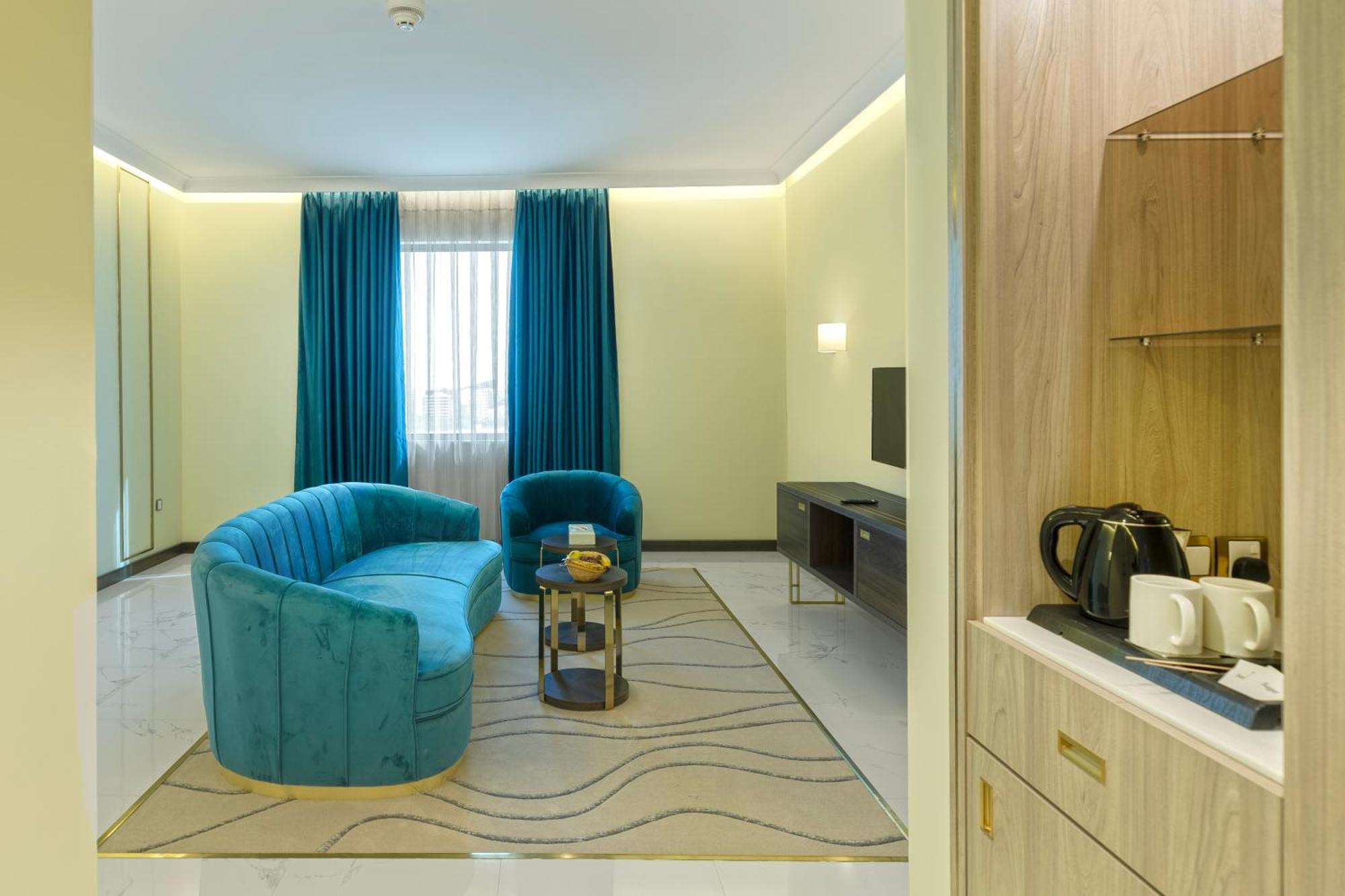 Green Park Hotel Доха Екстериор снимка